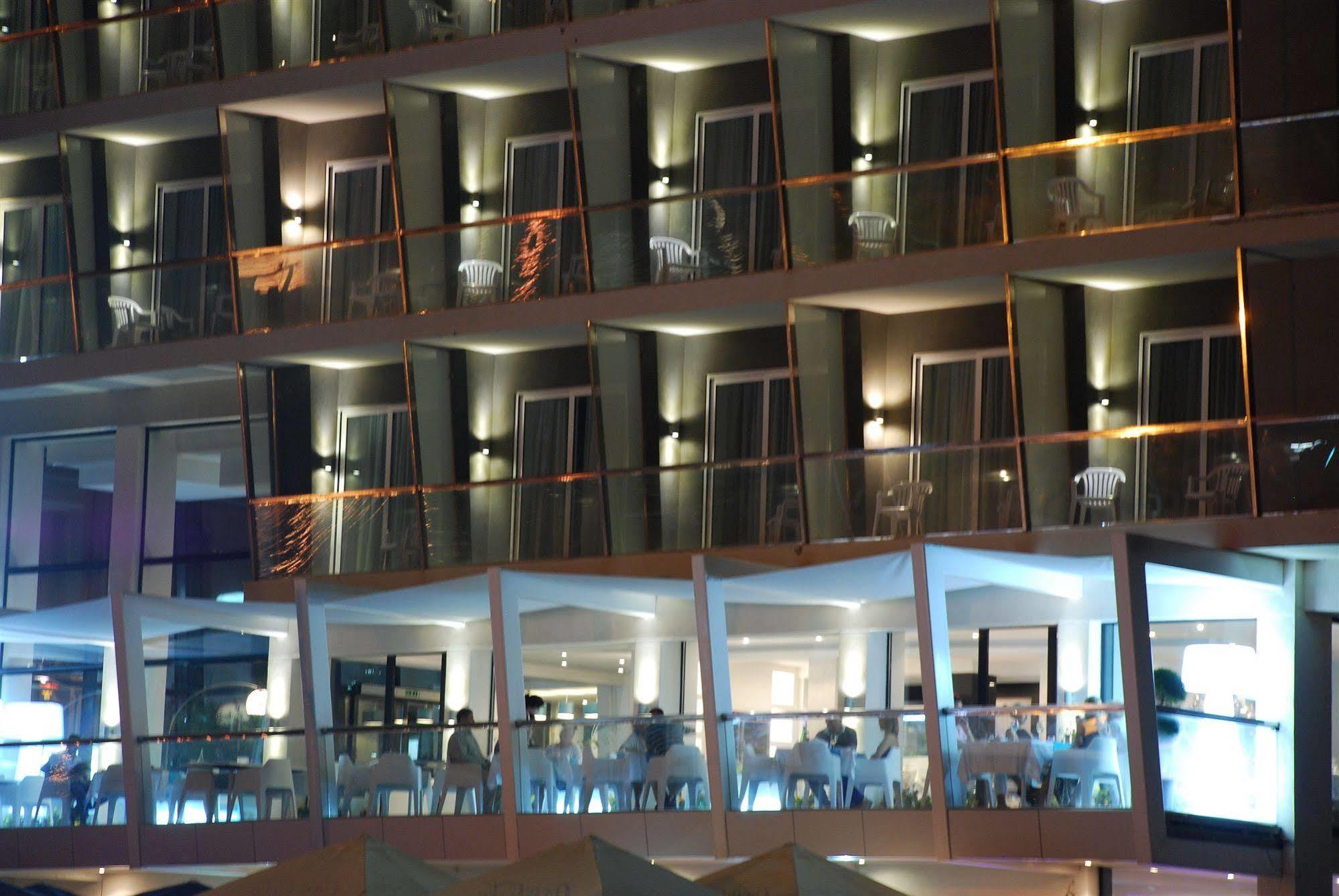 Water'S Edge Hotel Birżebbuġa Exteriér fotografie